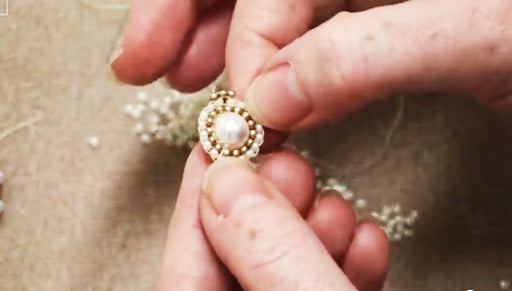 How to do Circular Brick Stitch Bead Weaving around a Bead