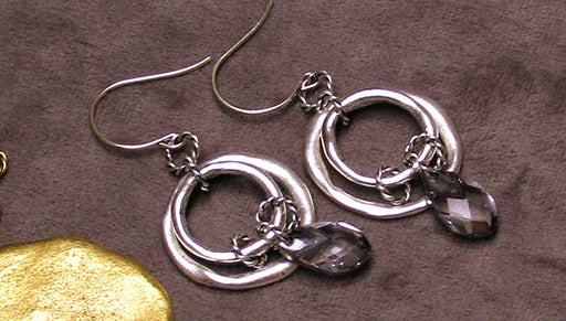 How to Make the Geneva Earrings with Nunn Design Organic Hoops