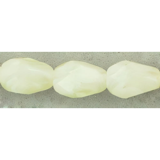 Czech Fire-Polish 7 x 5mm - Teardrop White/Spearmint (25pcs)