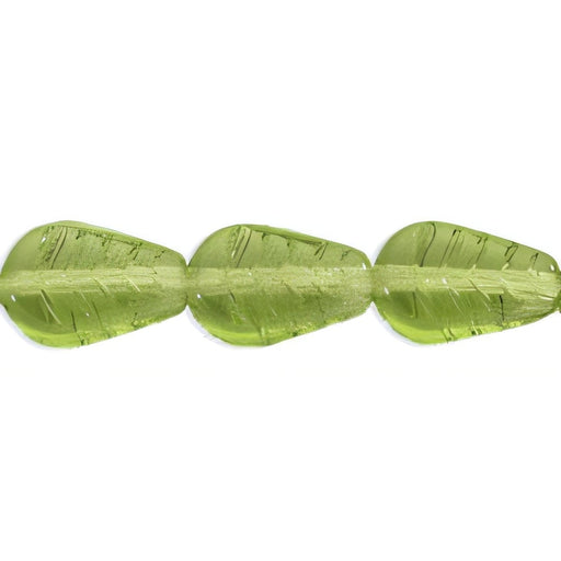 Czech Vintage Style Leaves 12 x 8mm Olivine (25pcs)