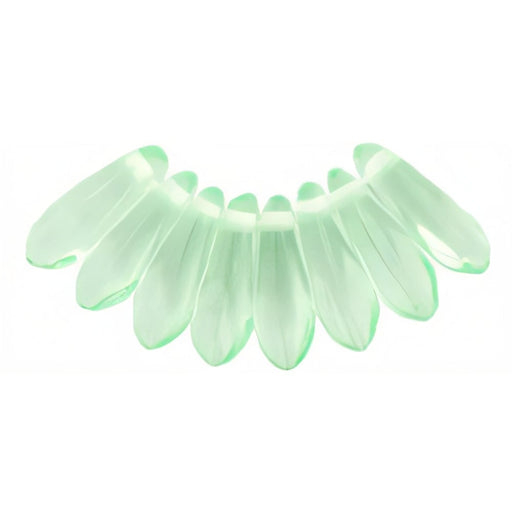 Czech Dagger 10 x 3mm Peridot (100pcs)