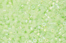 Cylin Seed Beads 11/0 - 25g Bag - Glow in the Dark - Light Green AB