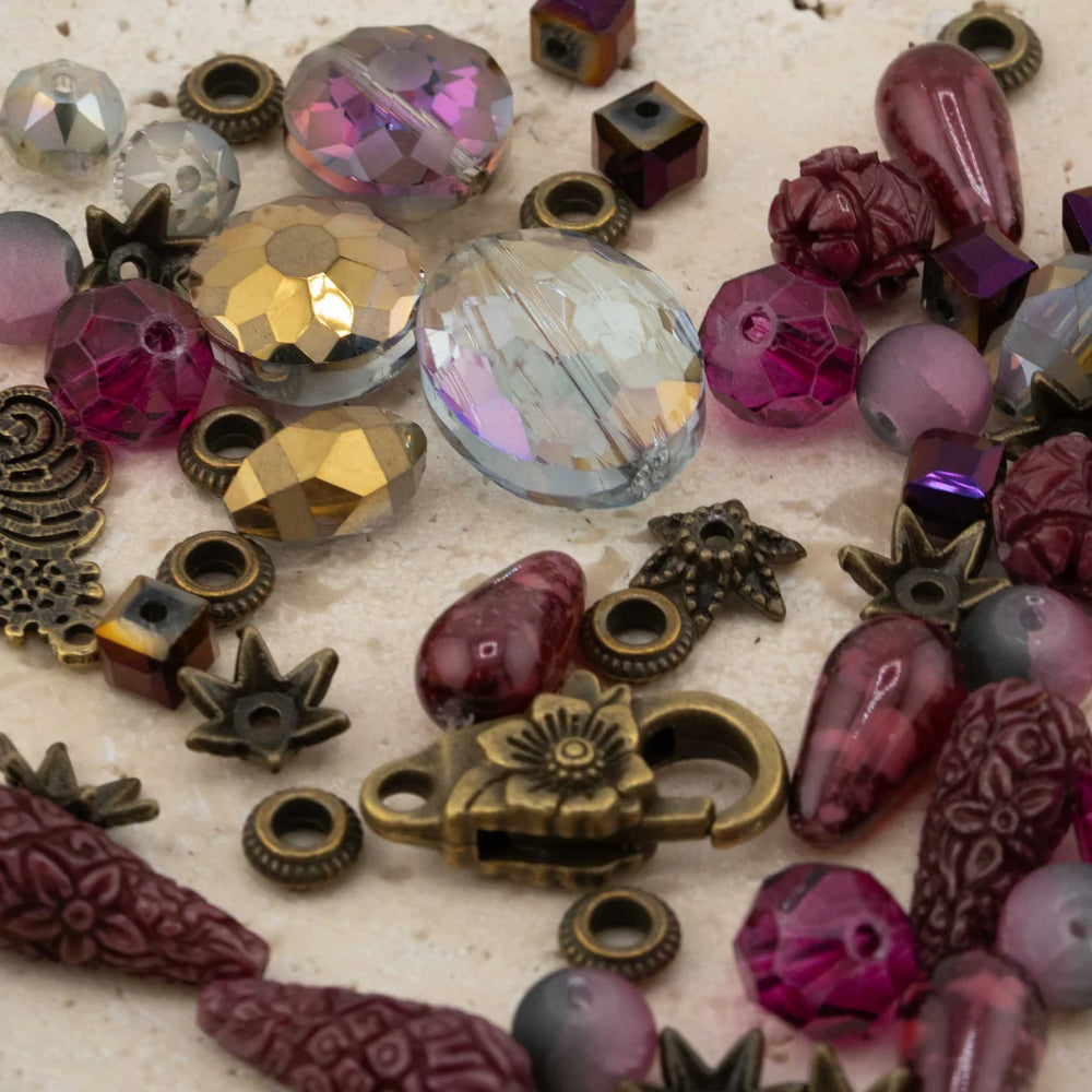 Jesse James Beads Curiosity Cabinet Bead Mix - Tailored Plum Suite