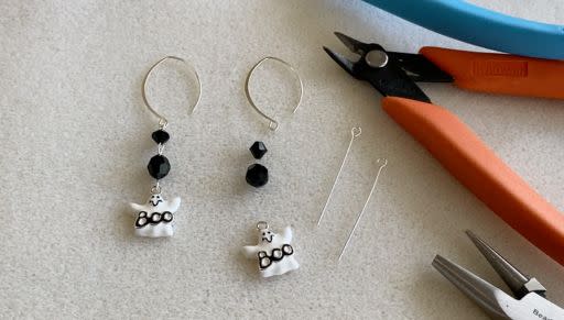 How to Make the Boo Halloween Glam Earrings