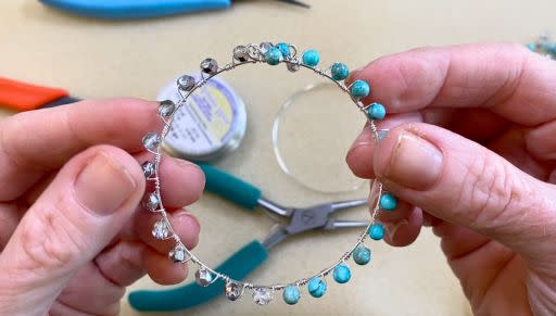 How to Wire Wrap Beads onto Memory Wire