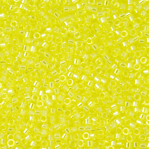 Toho Aiko Seed Beads, 11/0 #102 'Transparent Lemon Luster' (4 Grams)