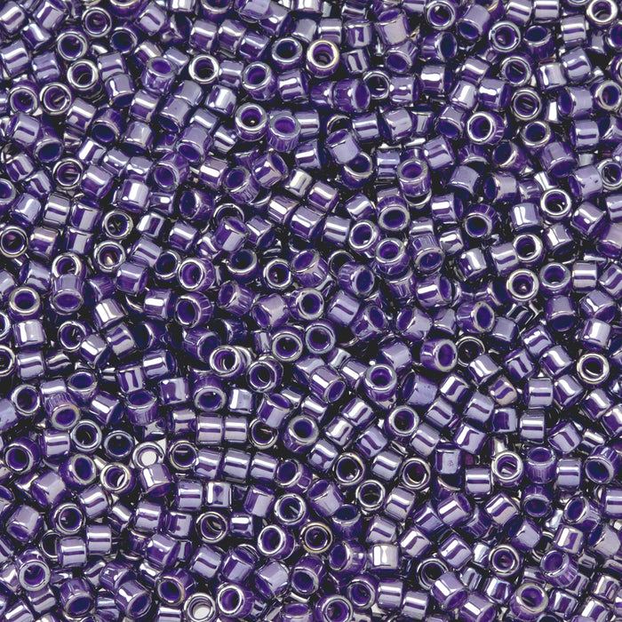 Toho Aiko Seed Beads, 11/0 #1059 'Eggplant-Lined Crystal' (4 Grams)