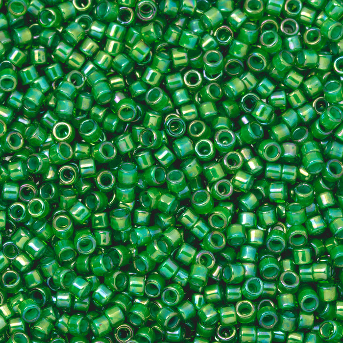 Toho Aiko Seed Beads, 11/0 #1831 'Shamrock-Lined Peridot Rainbow' (4 Grams)