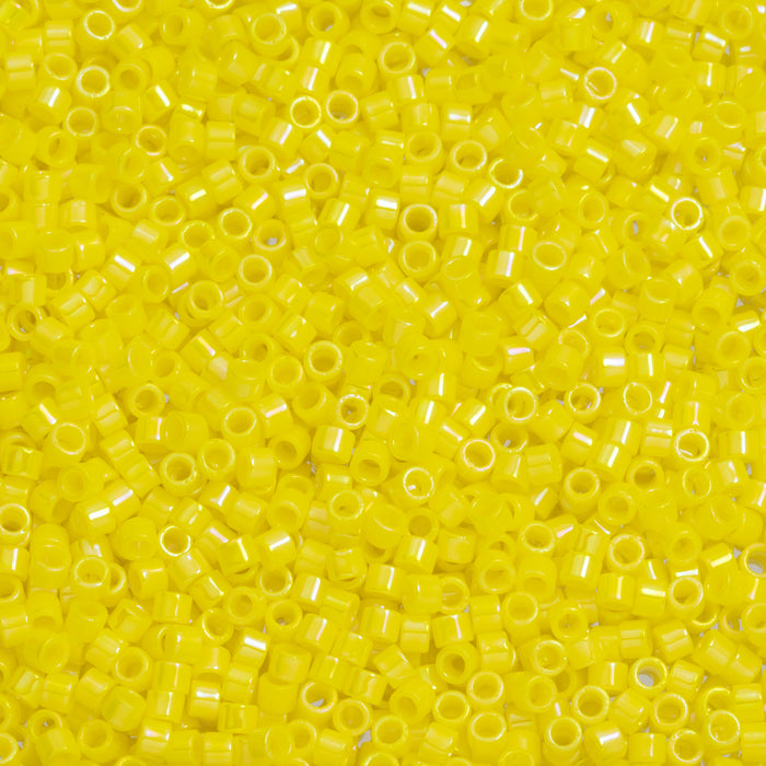 Toho Aiko Seed Beads, 11/0 #402B 'Opaque Daffodil Rainbow' (4 Grams)