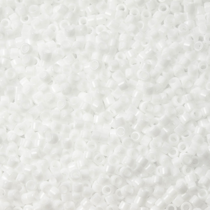 Toho Aiko Seed Beads, 11/0 #41 'Opaque White' (4 Grams)