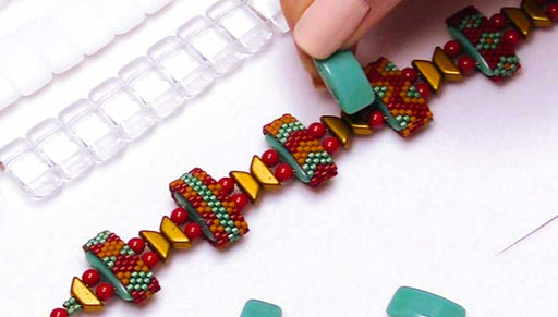 How to Cover a Carrier Bead in Peyote Bead Weaving