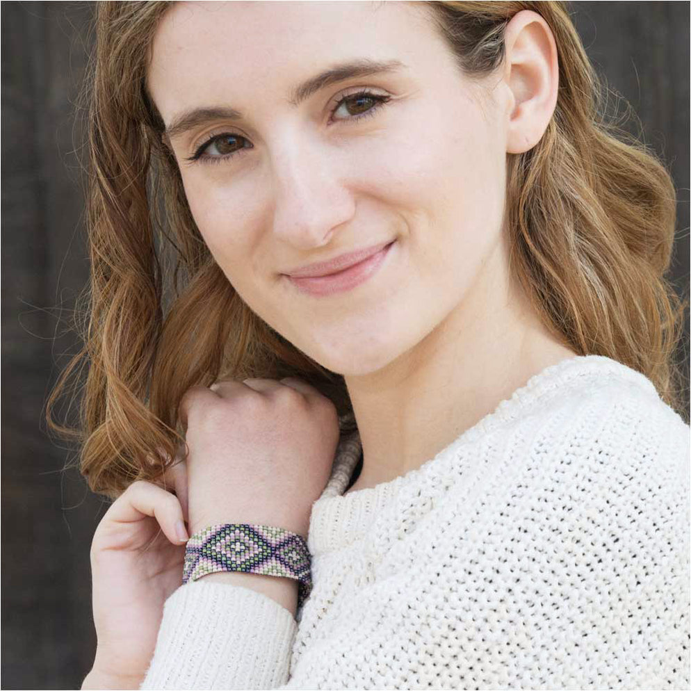 Plumeria Princess Loom Bracelet (Reboot) — Beadaholique