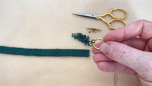 How to Attach a Multi-Strand Clasp to Peyote Bead Weaving