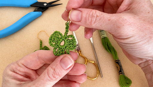 How to Crochet a Shamrock Clover and Make a Pair of Earrings