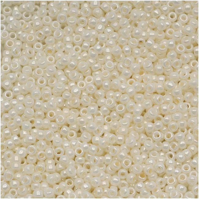 Toho Round Seed Beads 15/0 #122 Opaque Lustered Navajo White 8g