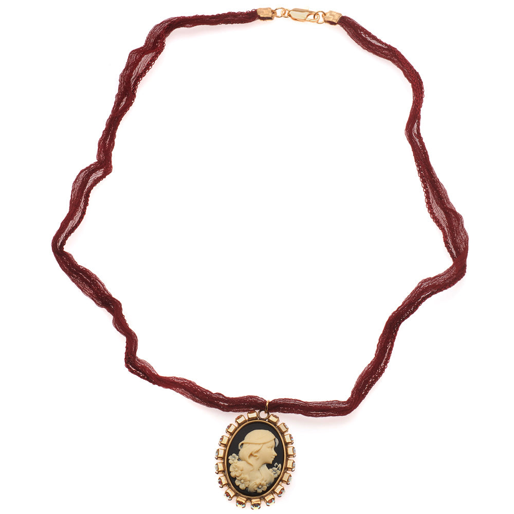 Retired - Elizabeth's Necklace