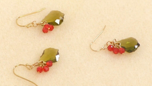 Instructions for Making the Holly Berry Earring Kit