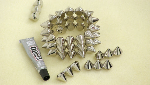 Instructions for Making the Wide Spiked Bracelet Kit