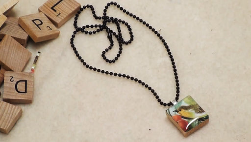 How to Make 'Scrabble' Tile Pendants Using Epoxy Stickers