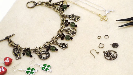 Just Bead It! Quick and Easy Jewelry: Charms