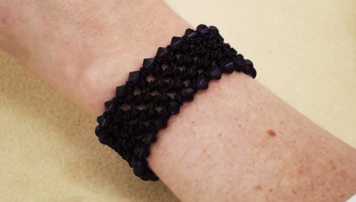 How to Make a Japanese 8 in 2 Chain Maille Bracelet With Austrian Crystal Edging