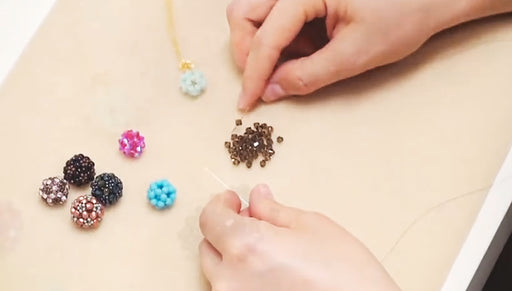 How to Make a Beaded Bead Using Right Angle Weave Double Needle Method