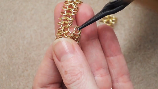 How to Make a European 4-in-1 Chain Maille Bracelet