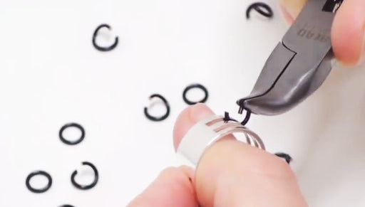 How To Use Beadsmith's Jump Ring Opener — Beadaholique
