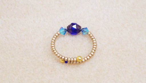 How to Make A Beaded Memory Wire Ring