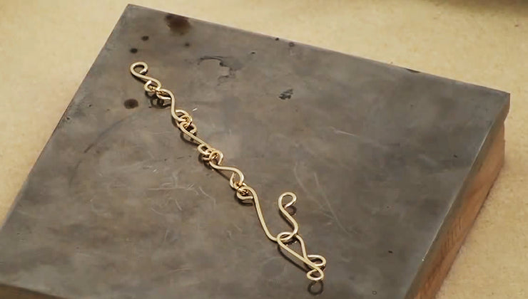How to Make a Chain and Clasp from Wire — Beadaholique