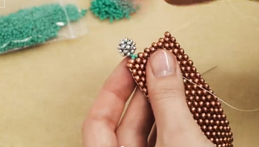 How to Attach a Button and Loop Clasp to Your Beadweaving