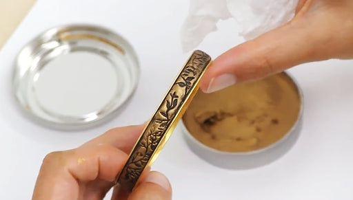 How to Texturize Crystal Clay with Rubber Stamps and Make a Bracelet by Becky Nunn