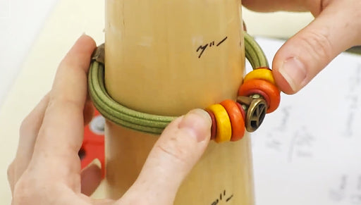 How to Measure and Assemble a Regaliz Corduroy Rubber Bracelet
