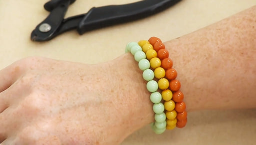 How to Make a Memory Wire Bracelet with Pastella Beads