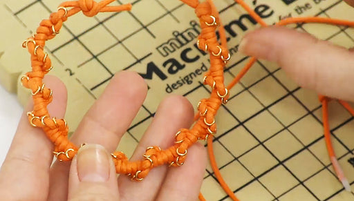 How to Use Closed Jump Rings in Macrame Half Hitch Spiral Knots