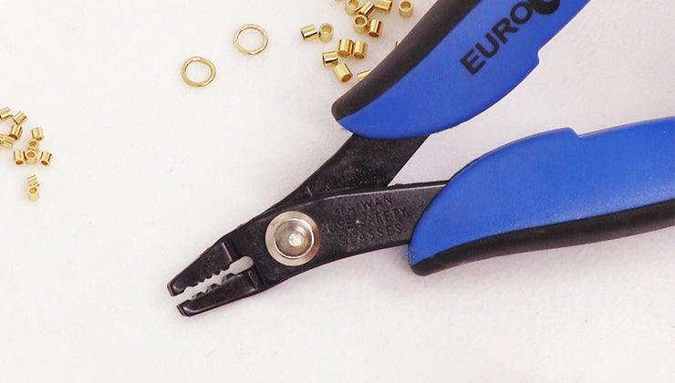 How to Use Crimping Pliers to Crimp Crimp Beads Tutorial Video
