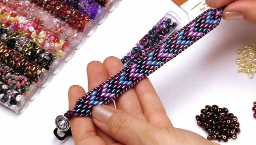 How to Make a Wrapit Loom Bracelet with SuperDuo Beads
