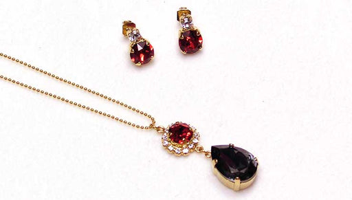 Quick & Easy DIY Jewelry: Hint of Crimson Necklace and Earring Set
